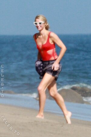 Paris Hilton Nude Leaked Photo #78