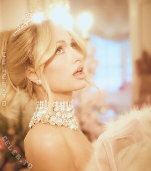 Paris Hilton Nude Leaked Photo #96