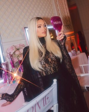 Paris Hilton leaked photo #186
