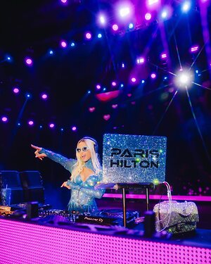 Paris Hilton leaked photo #358