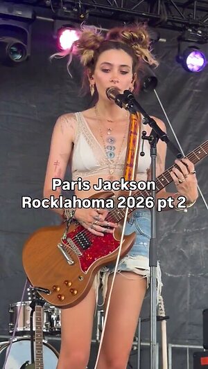 Paris Jackson leaked photo #6