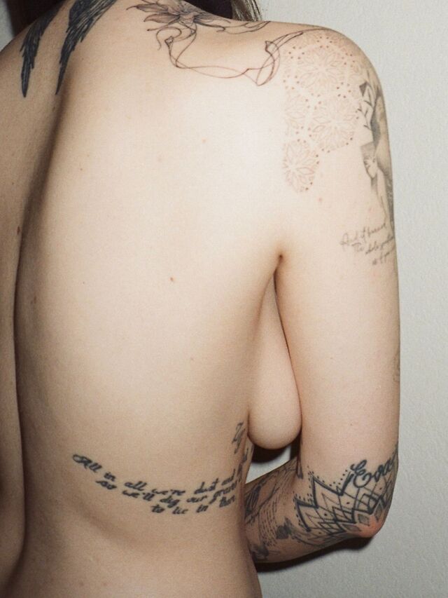 Paris Jackson leaked photos