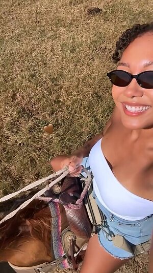 Parker McKenna Posey leaked photo #6