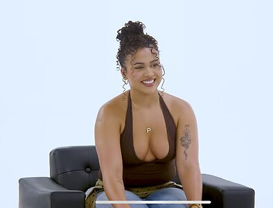 Paryssreynolds leaked photo #8