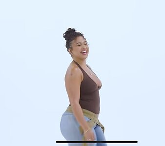Paryssreynolds leaked photo #10