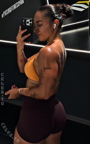 Paula Ahmadi photo