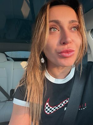 Paula Badosa leaked photo #5