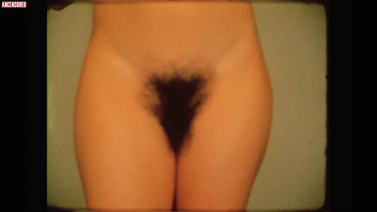 Paula Carneiro leaked photo #2