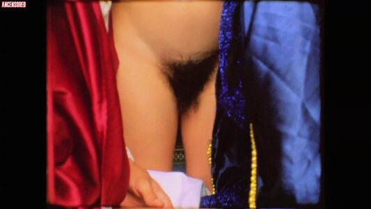 Paula Carneiro leaked photo #3
