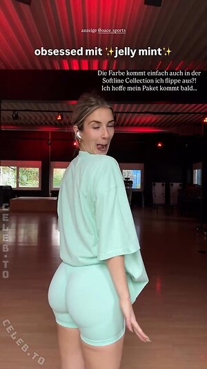 Paula Doeringer Nude Leaked Photo #86