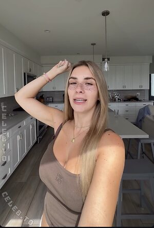 Paula Doeringer leaked photo #641