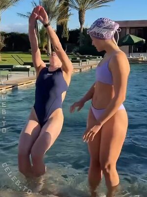 Paula Enzweiler Nude Leaked Photo #8