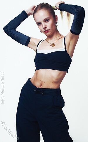 Paula Hartmann Nude Leaked Photo #3