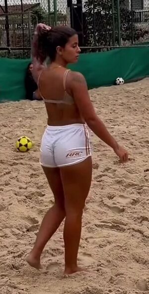 Paula Nobre