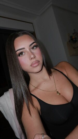 Paula Pereira leaked photo #4