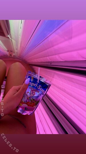 Paula Schubart Nude Leaked Photo #15