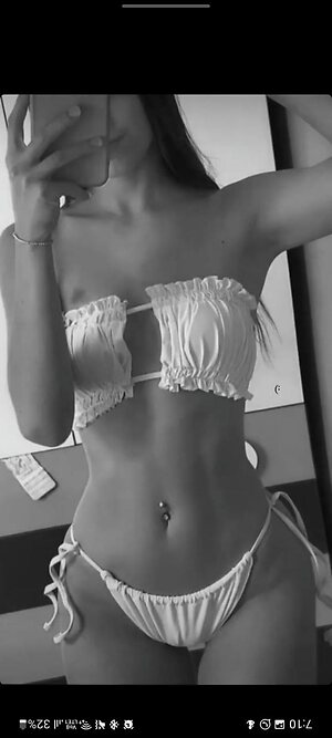 pauli_1537 leaked photo #5
