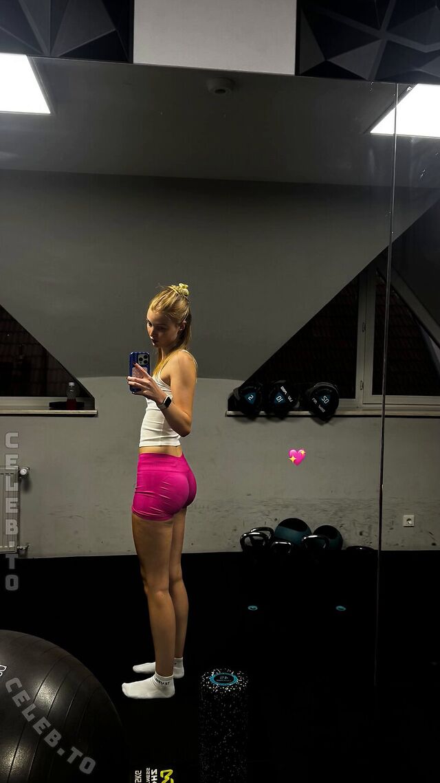 Pauliie_03 leaked photos