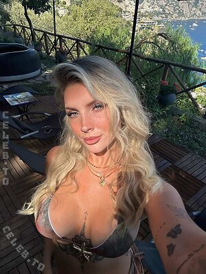 Pauline Caspari Nude Leaked Photo #4