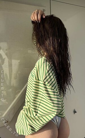 Paulinebtk Nude Leaked Photo #27