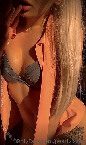 Pearl Vixxen Nude Leaked Photo #12