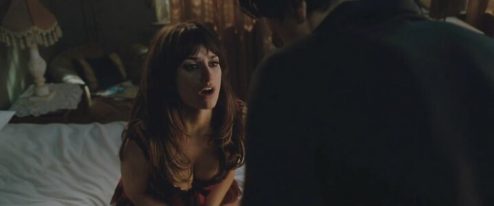 Penélope Cruz leaked photo #99