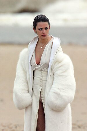 Penélope Cruz leaked photo #186