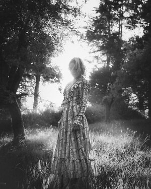 Perdita Weeks leaked photo #15