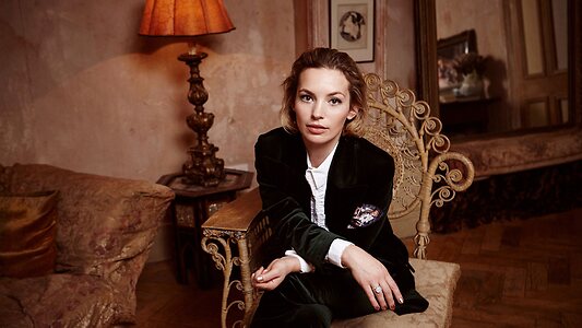 Perdita Weeks