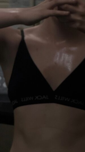 Perfect_Ad_4643 leaked photo #64