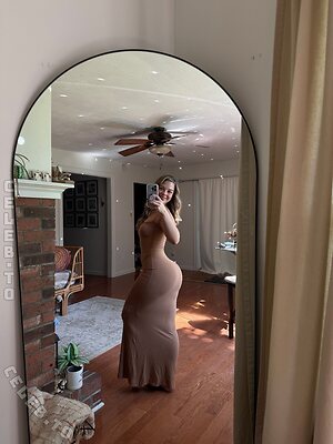 Peri Scheer Nude Leaked Photo #8