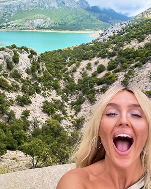 Perrie Edwards leaked photo #52
