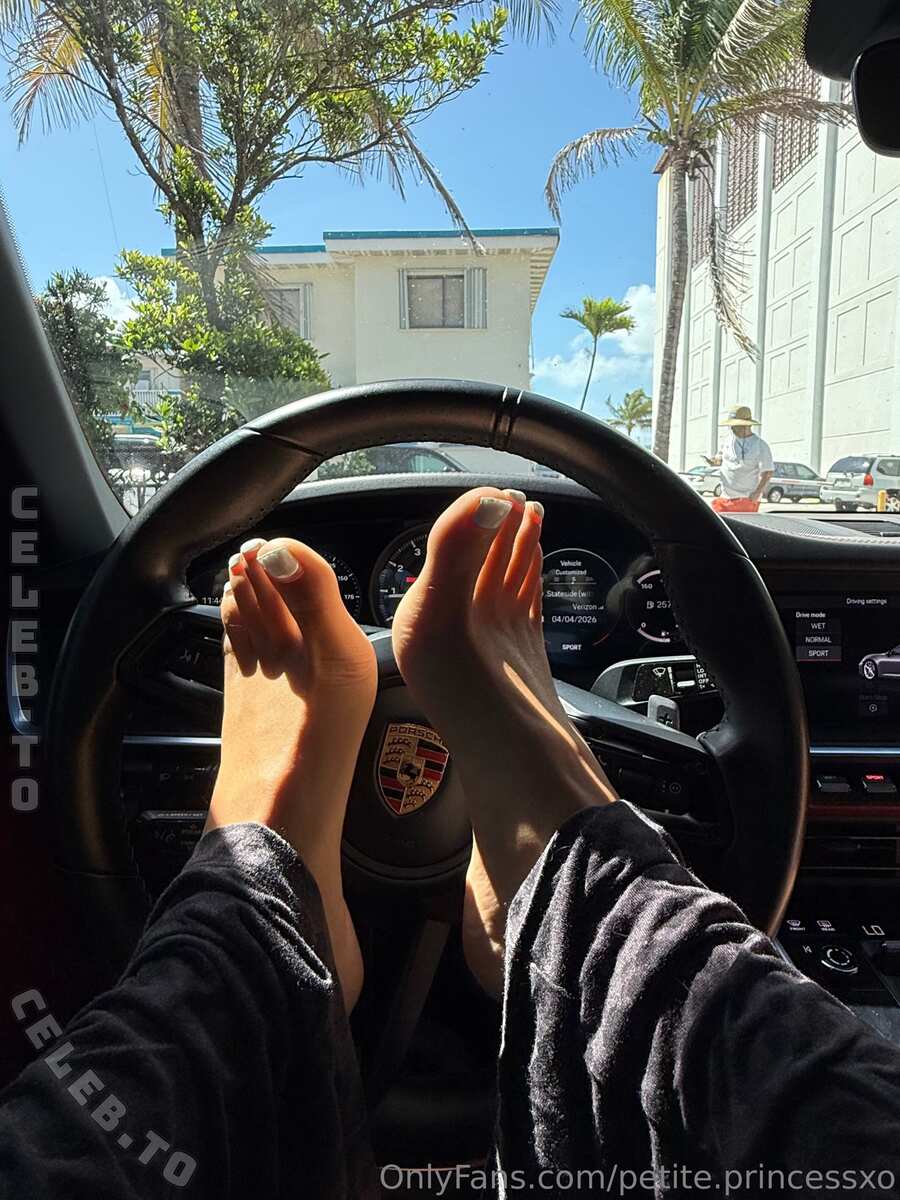 petite.princessxo photo