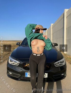 Petulka Nude Leaked Photo #8