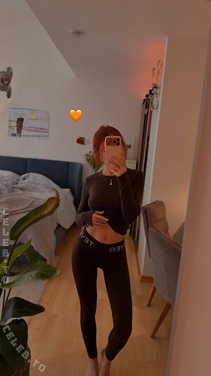 ph1line Nude Leaked Photo #10