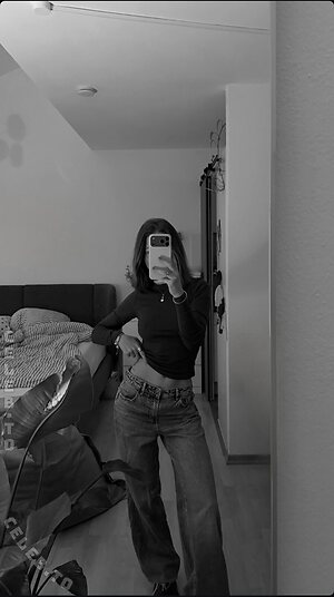 ph1line Nude Leaked Photo #20