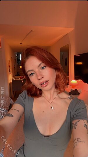 ph1line Nude Leaked Photo #21