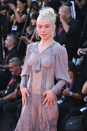 Phoebe Bridgers leaked photo #35