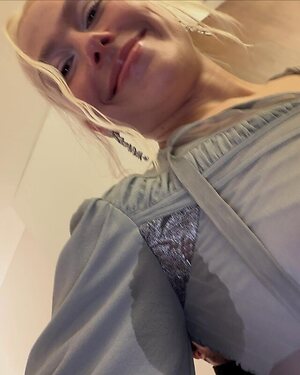 Phoebe Bridgers leaked photo #45
