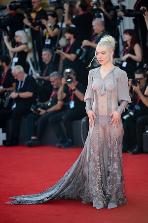 Phoebe Bridgers leaked photo #97