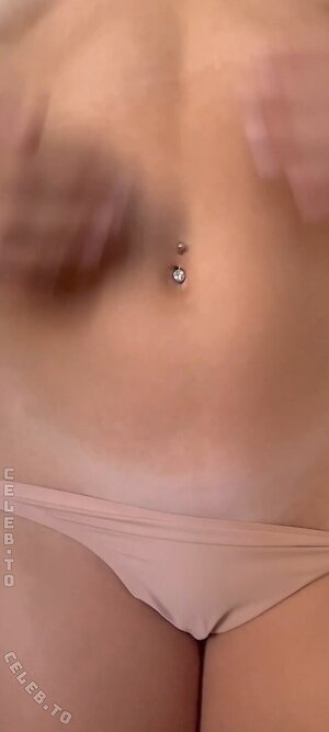 Phoebe Harris Nude Leaked Photo #433