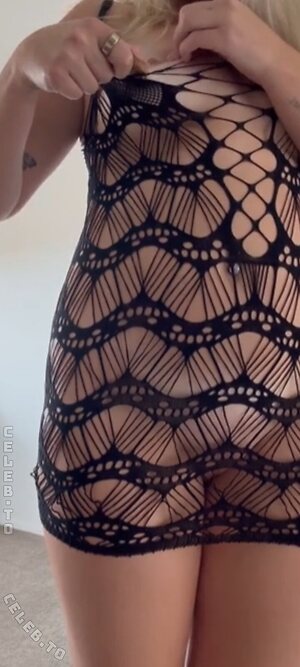 Phoebe Harris leaked photo #452