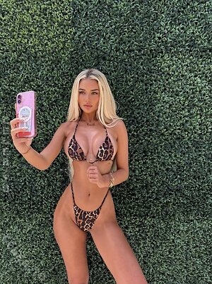 Phoebe Isobel Nude Leaked Photo #17