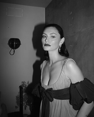 Phoebe Tonkin Hot leaked photo #26