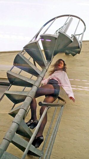 Phoebe Tonkin Hot leaked photo #57