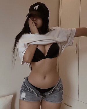 Phth9 Nude Leaked Photo #4