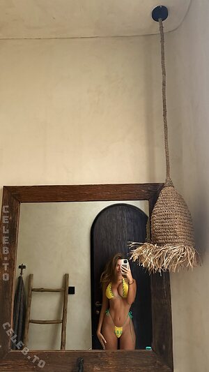 Pia__Kim