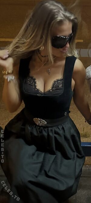 Pia_oee leaked photo #6
