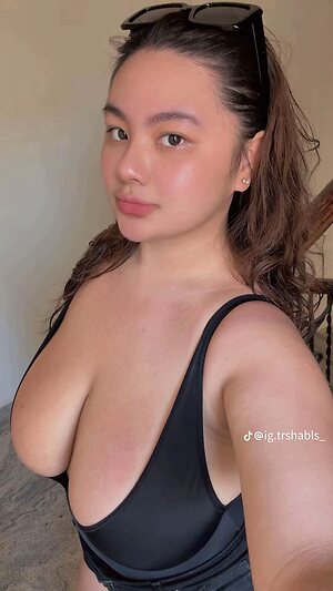 Pinay Trsh@bls Nude Leaked Photo #4