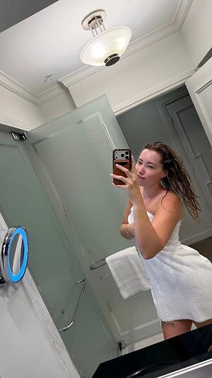 Pineapplebrat leaked photo #88